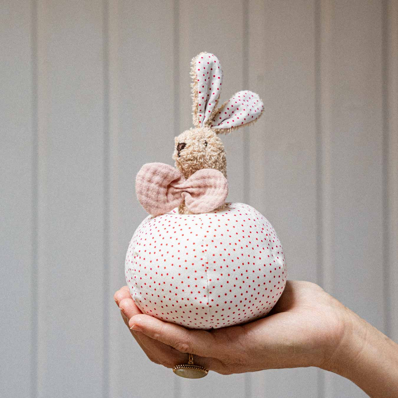 HOLLY Hase Rassel + Ball 