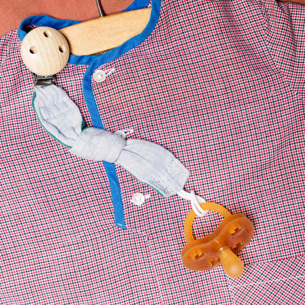 CALM Schnullerkette hellblau/emerald