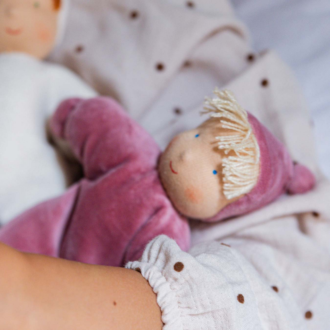 Waldorfpuppe LOLO rose